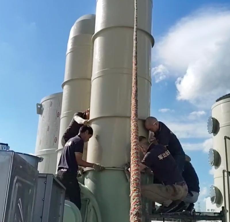 Junda電気めっき生産ラインの排気ガス塔設置