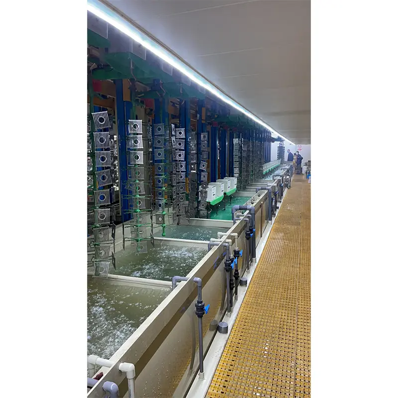 浴室金物用垂直ラックめっきライン